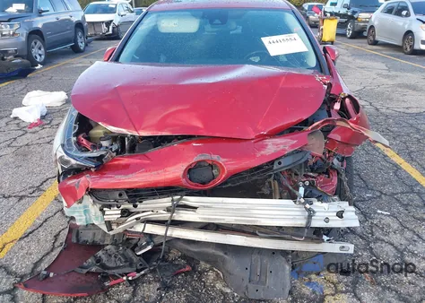 2017 Toyota Prius Four z USA, uszkodzony, nr VIN JTDKARFU3H3536195